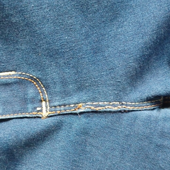 Aranza Butt Lifting Skinny Jeans, Sz 9, Embroidered, Strechy, 30" Inseam - Picture 10 of 10